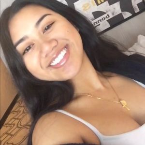 Meet your Posher, Enah l